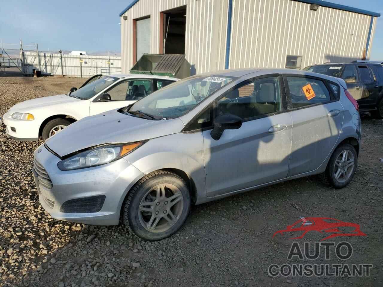 FORD FIESTA 2018 - 3FADP4EJ9JM122656