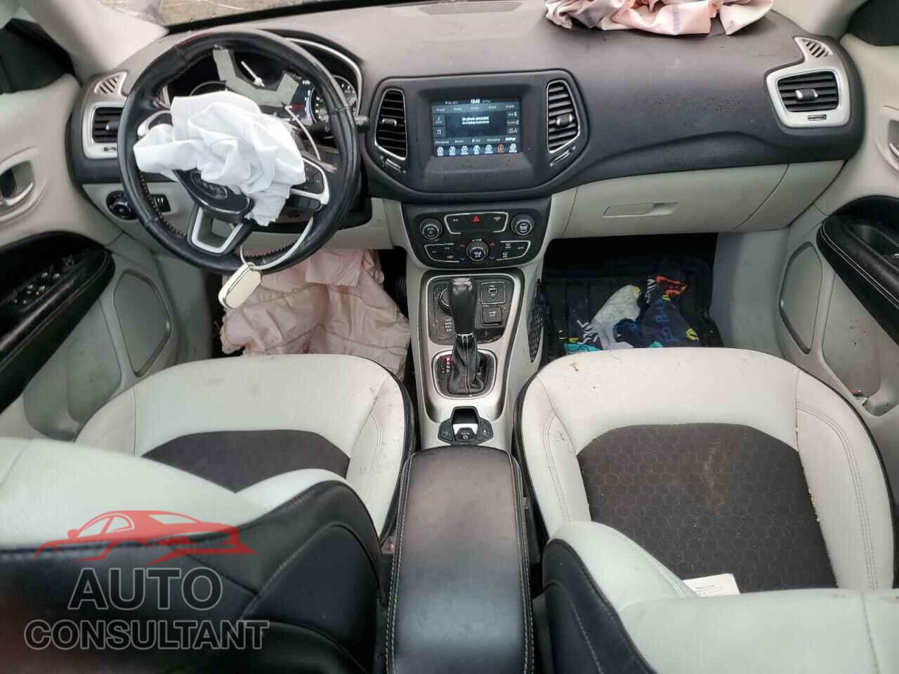 JEEP COMPASS 2020 - 3C4NJDBB0LT116282