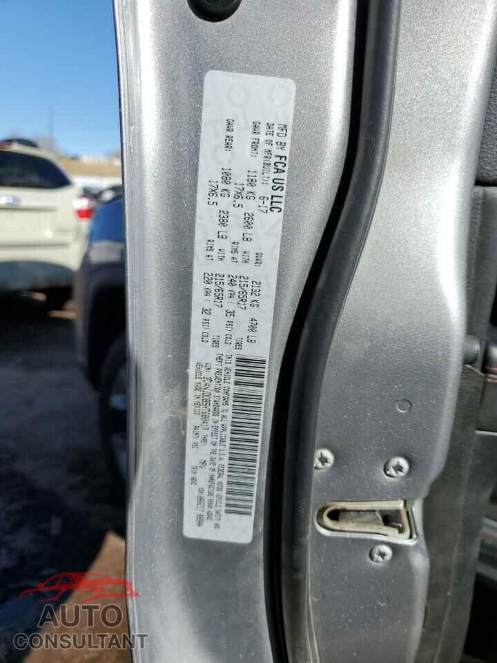 JEEP COMPASS 2017 - 3C4NJDDB5HT680417