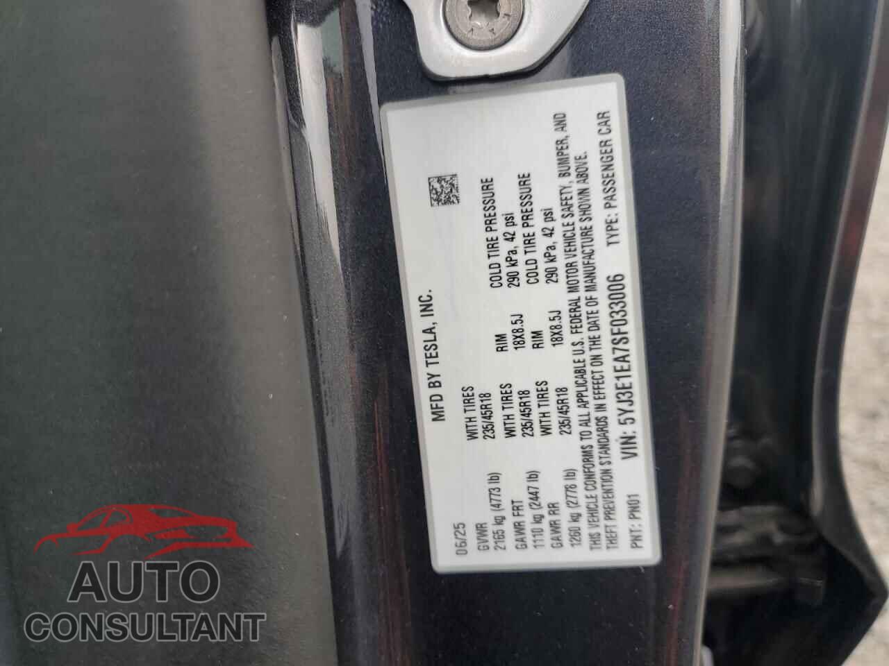 TESLA MODEL 3 2025 - 5YJ3E1EA7SF033006
