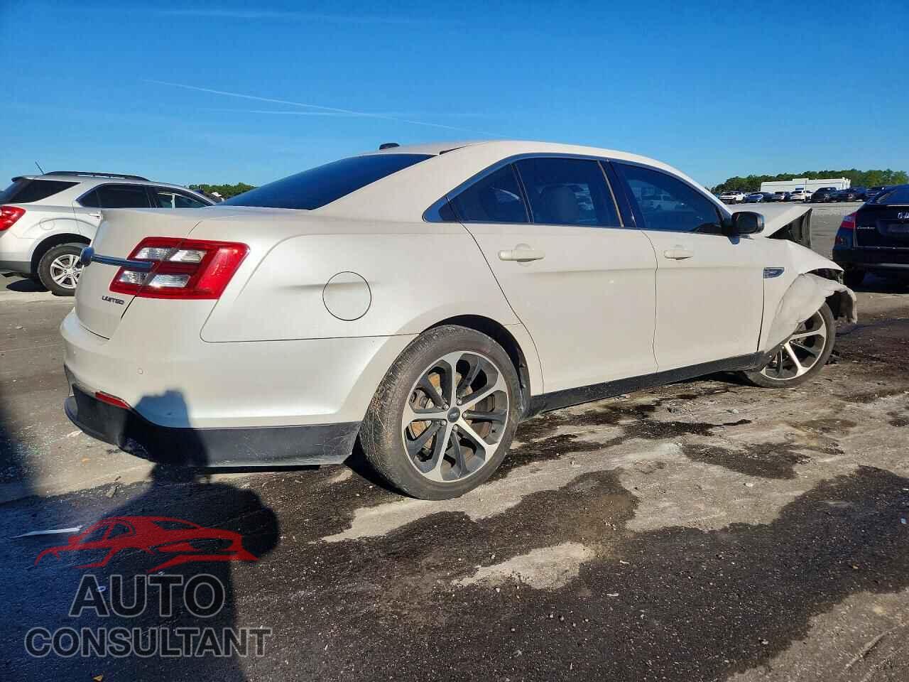 FORD TAURUS 2015 - 1FAHP2F83FG103121