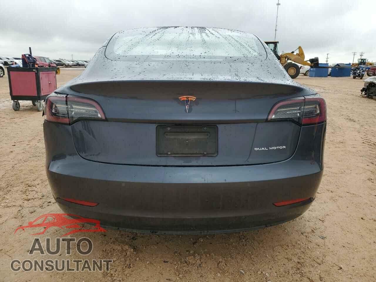 TESLA MODEL 3 2022 - 5YJ3E1EB5NF330658
