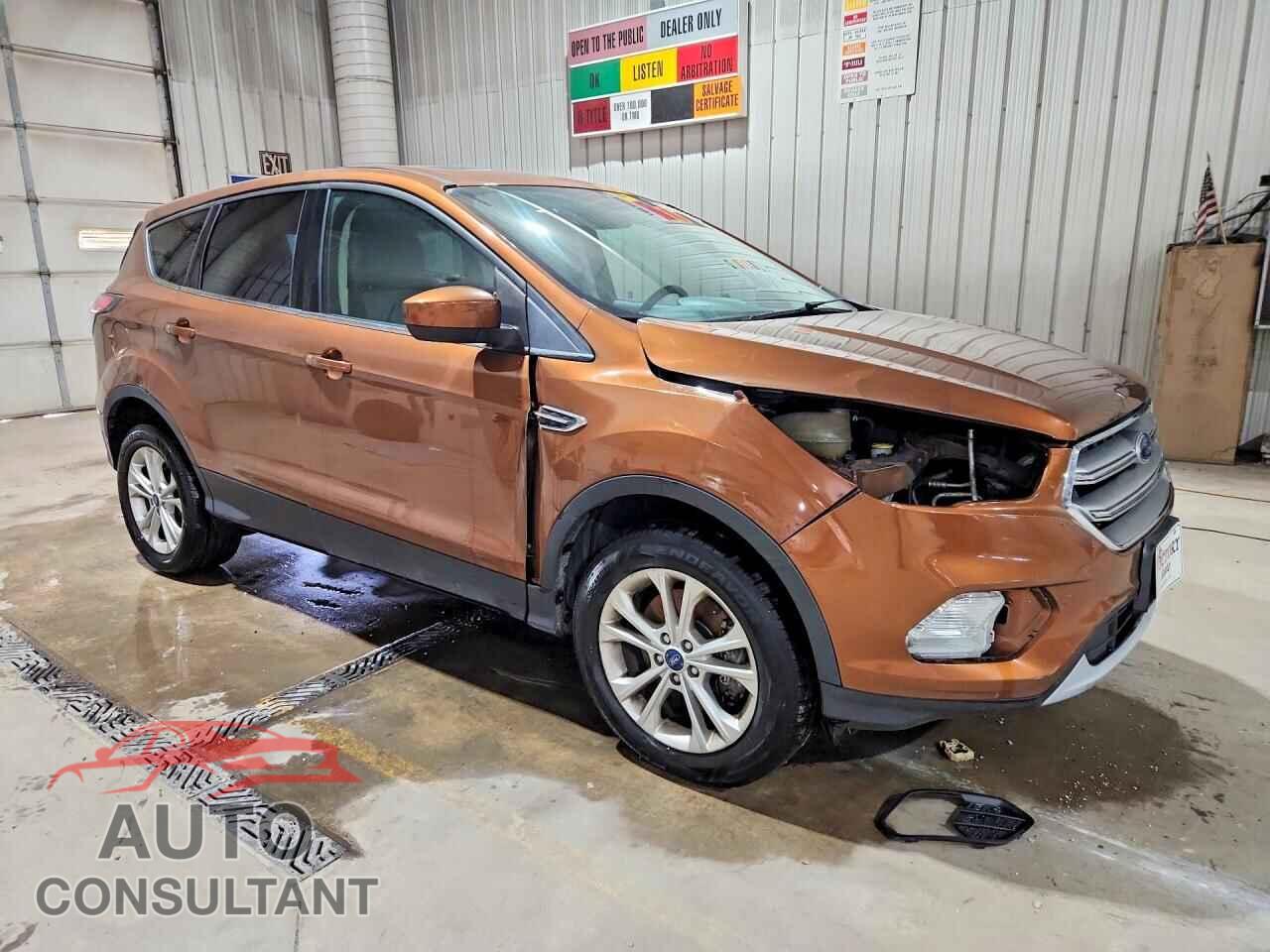 FORD ESCAPE 2017 - 1FMCU9G99HUB04688