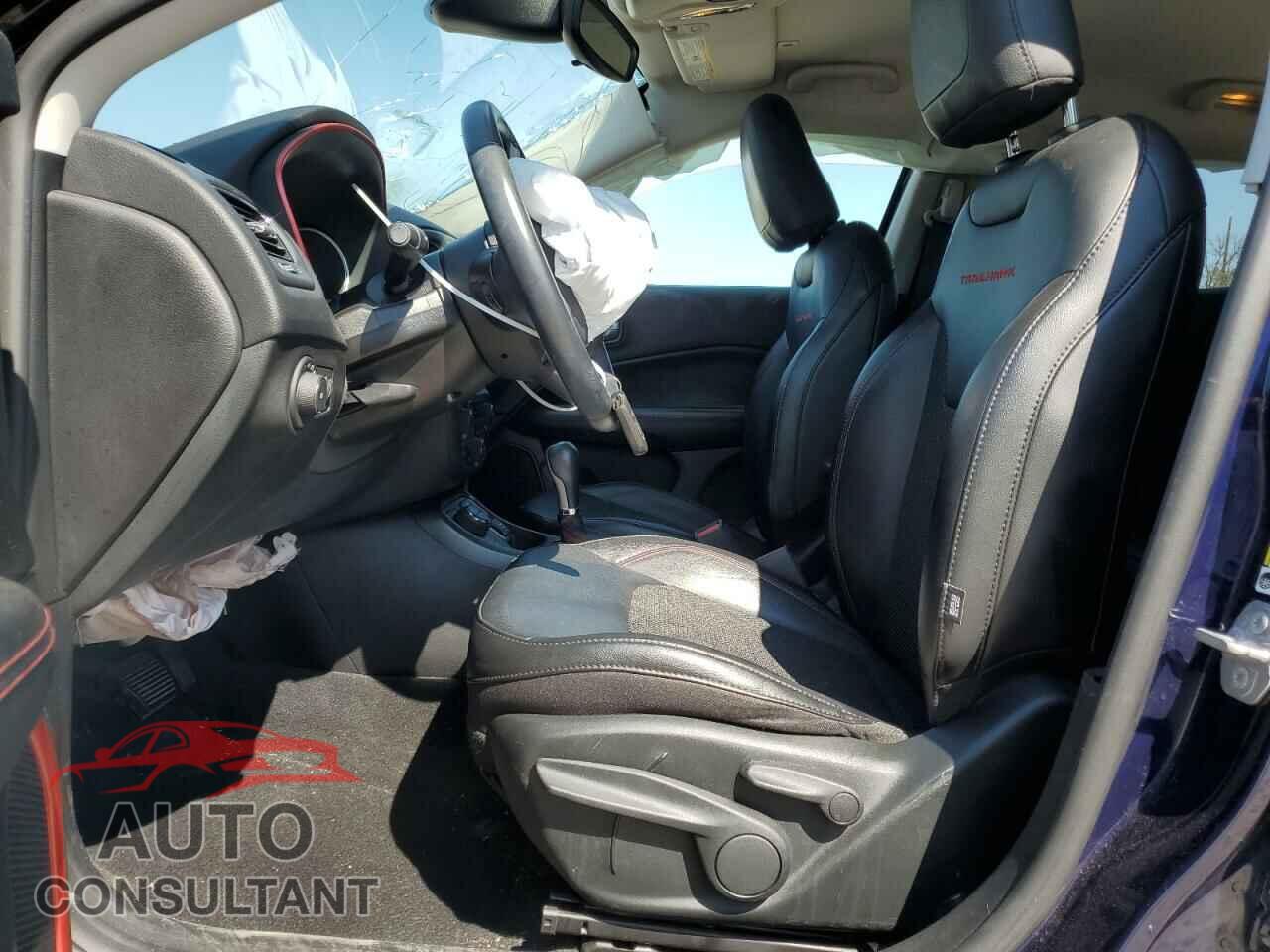 JEEP COMPASS 2019 - 3C4NJDDB2KT825517