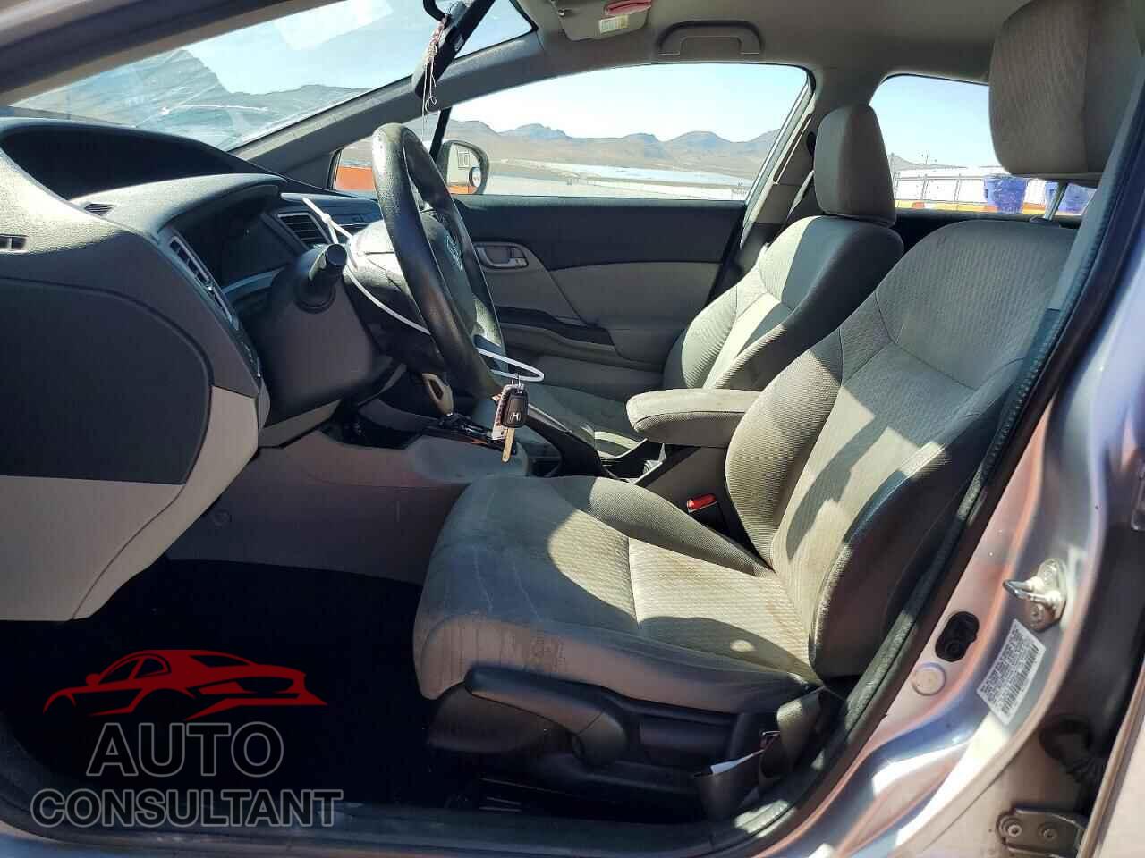 HONDA CIVIC 2015 - 19XFB2F55FE002930