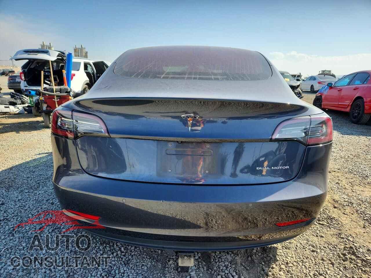 TESLA MODEL 3 2018 - 5YJ3E1EB2JF128600