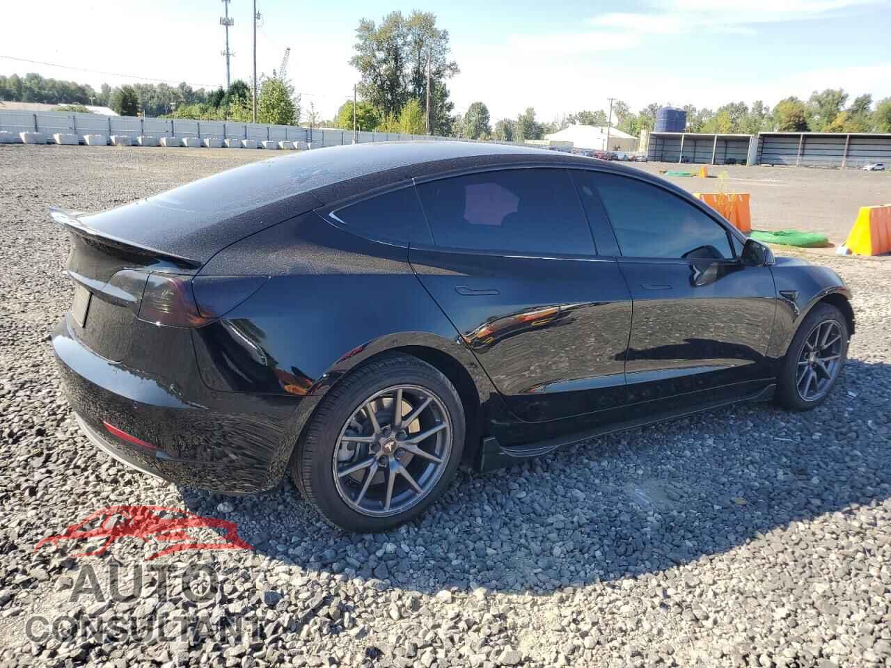 TESLA MODEL 3 2019 - 5YJ3E1EA0KF415703