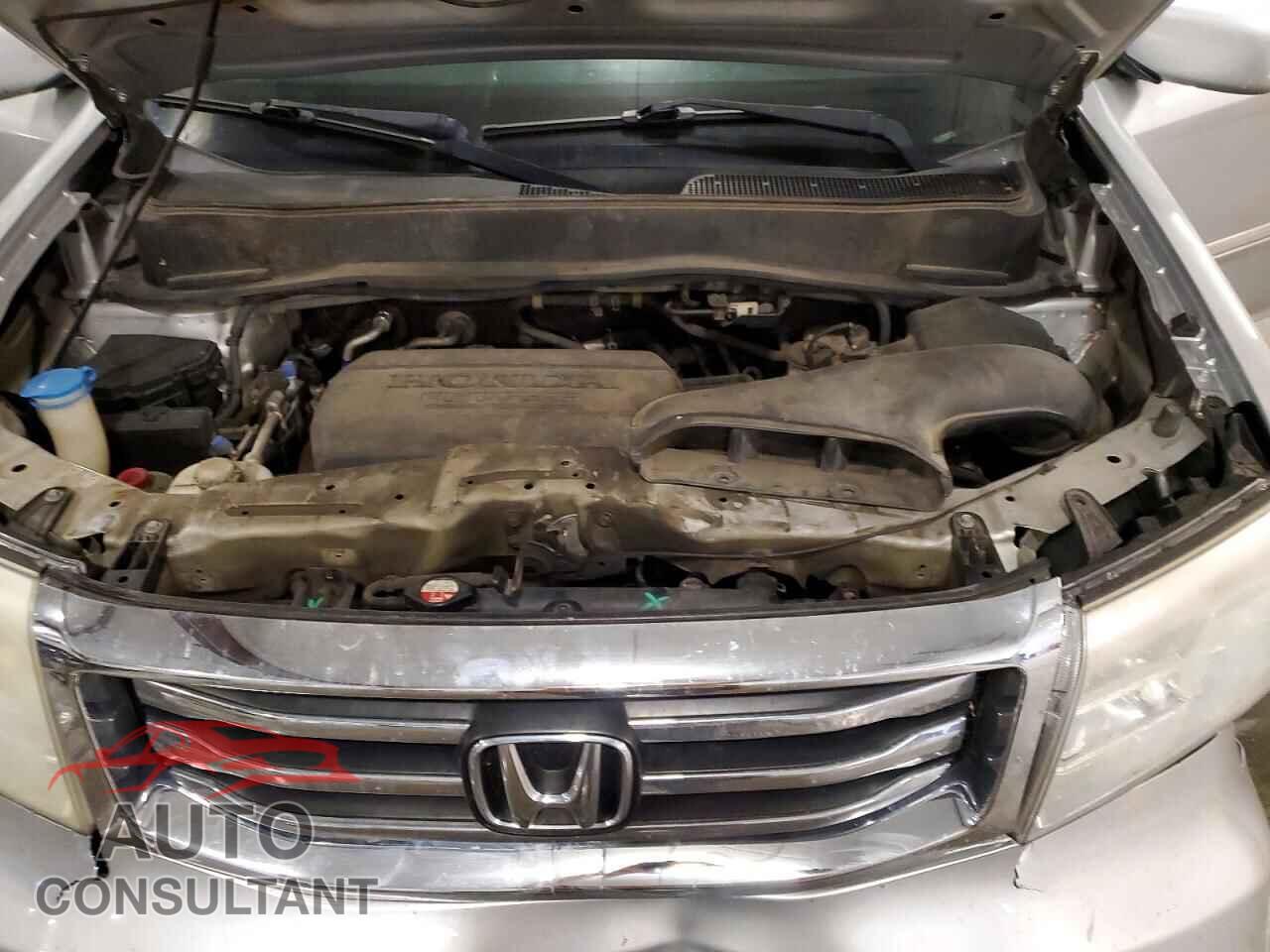 HONDA PILOT 2013 - 5FNYF4H93DB020679