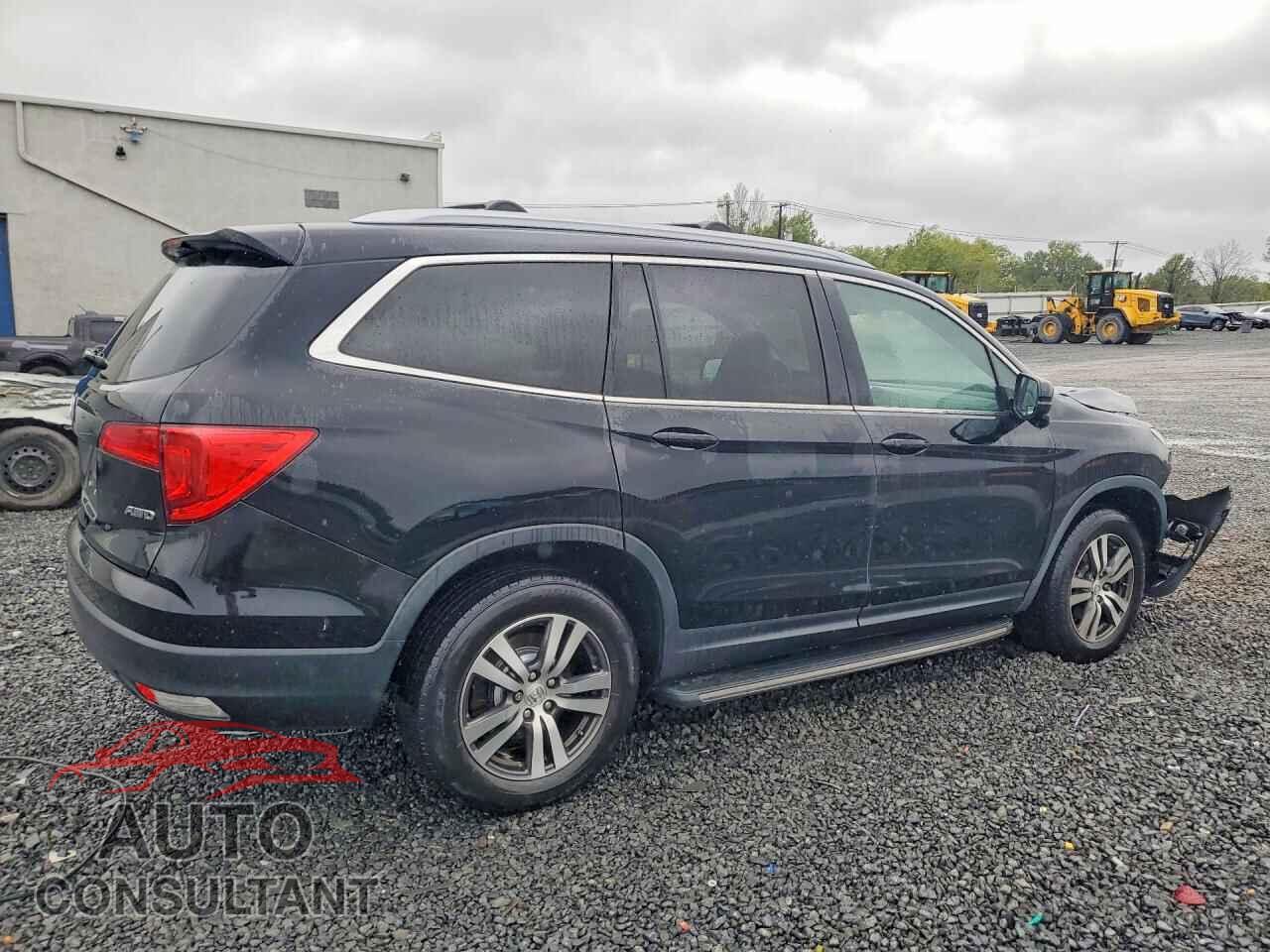 HONDA PILOT 2017 - 5FNYF6H5XHB096642