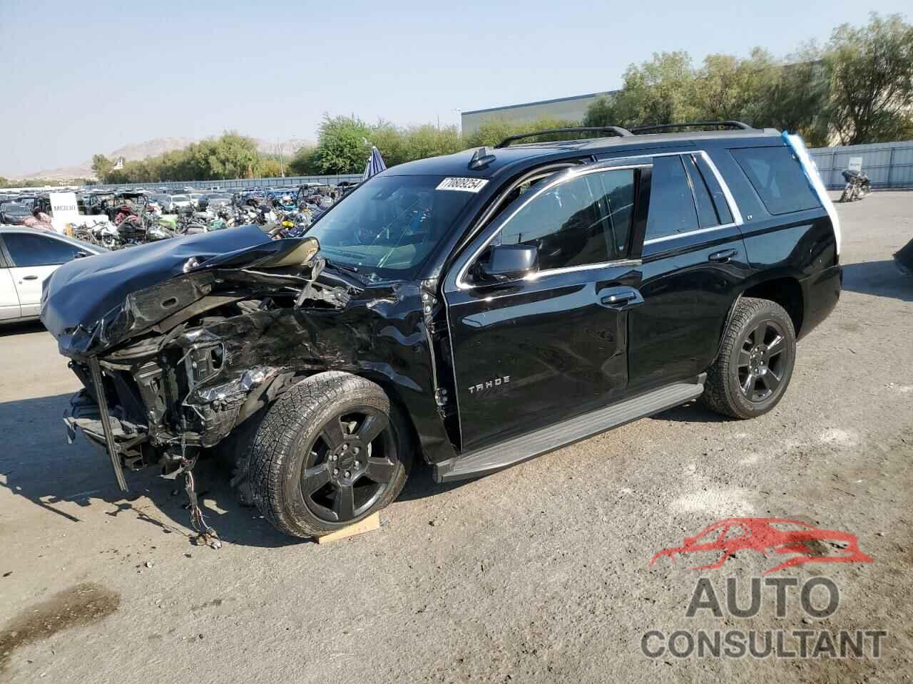 CHEVROLET TAHOE 2018 - 1GNSCBKC5JR277170