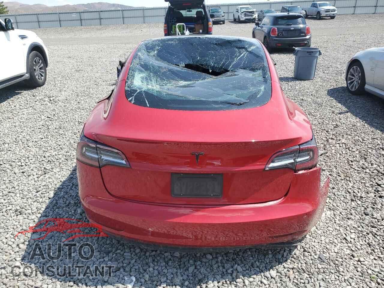 TESLA MODEL 3 2021 - 5YJ3E1EA6MF930126
