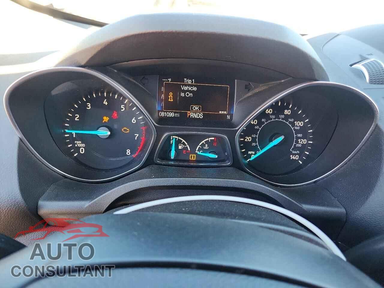 FORD ESCAPE 2018 - 1FMCU9J90JUB03217