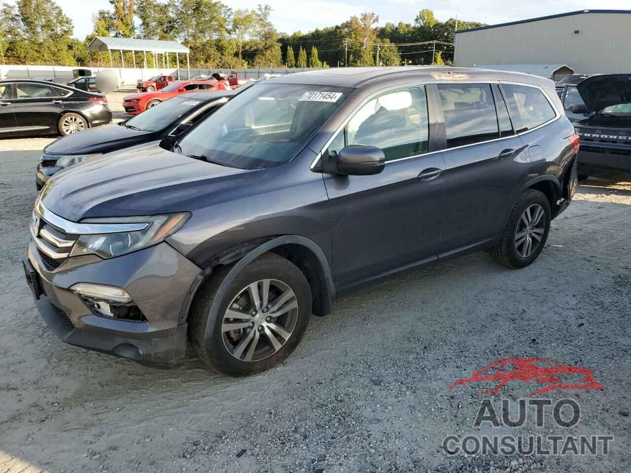 HONDA PILOT 2017 - 5FNYF5H57HB036828