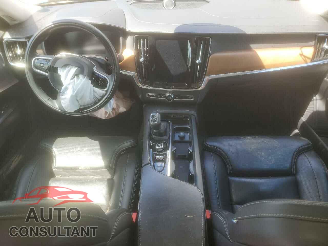 VOLVO S90 2018 - LVY992ML9JP015241