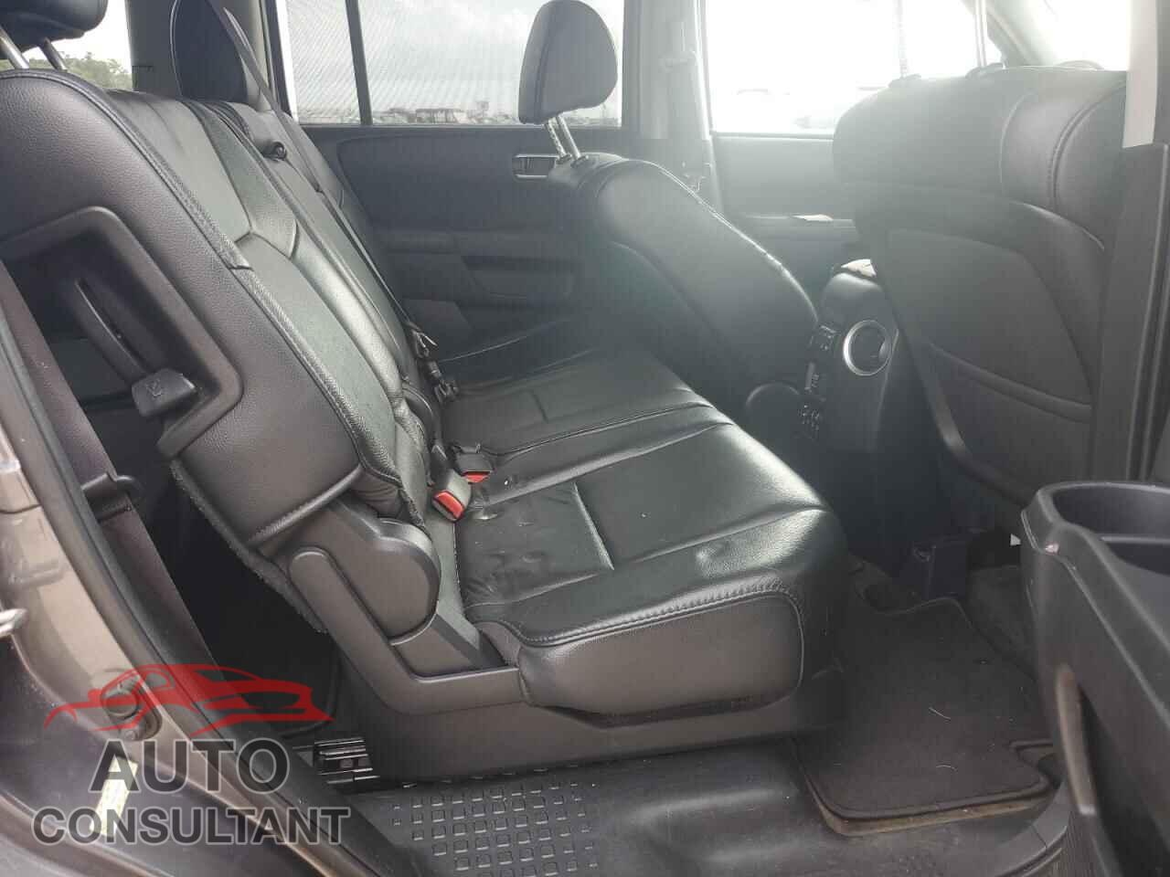 HONDA PILOT 2014 - 5FNYF3H96EB006433