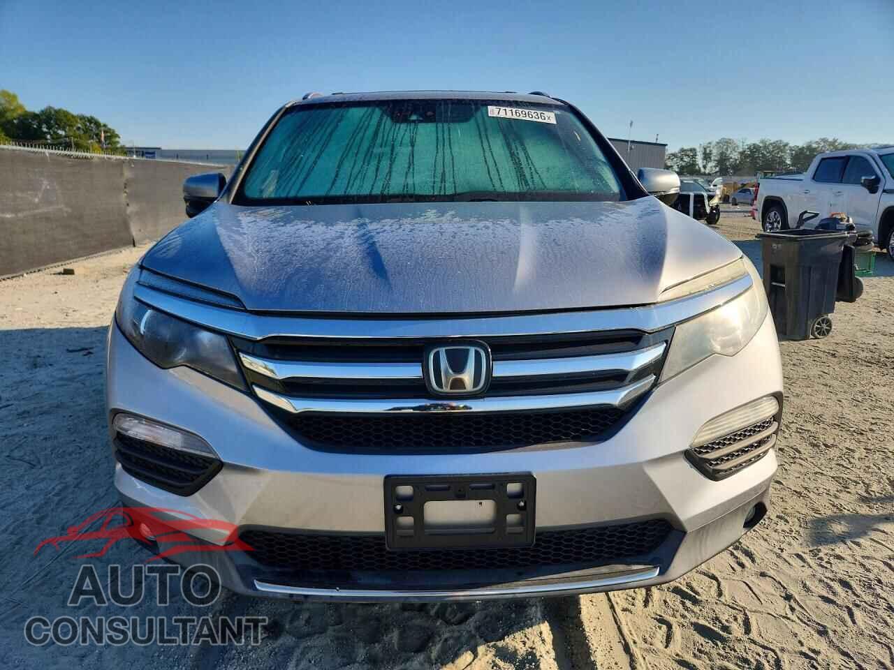HONDA PILOT 2016 - 5FNYF6H92GB068982