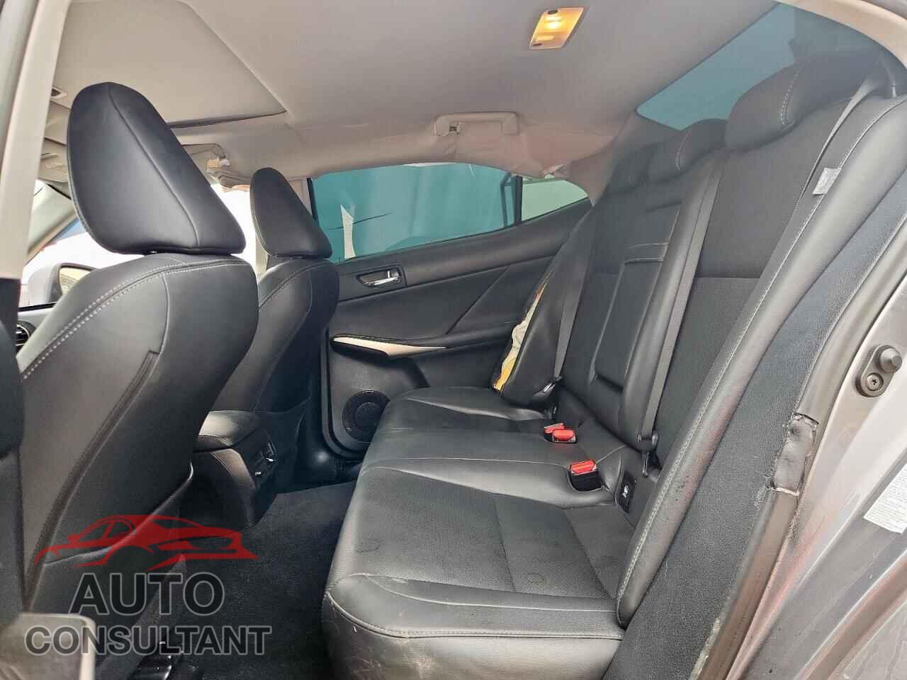 LEXUS IS 2016 - JTHCM1D22G5003061