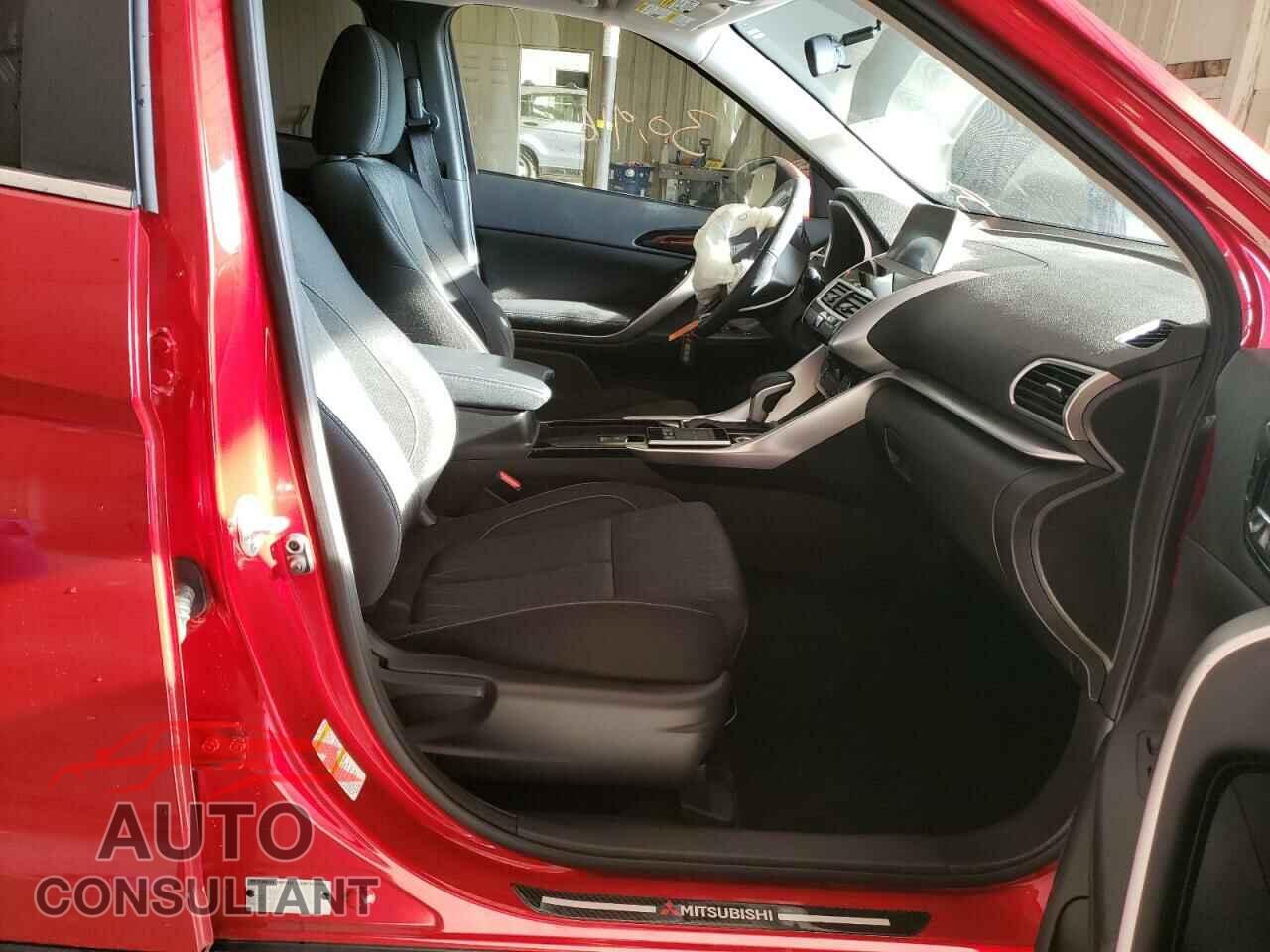 MITSUBISHI ECLIPSE 2018 - JA4AT5AA7JZ048232