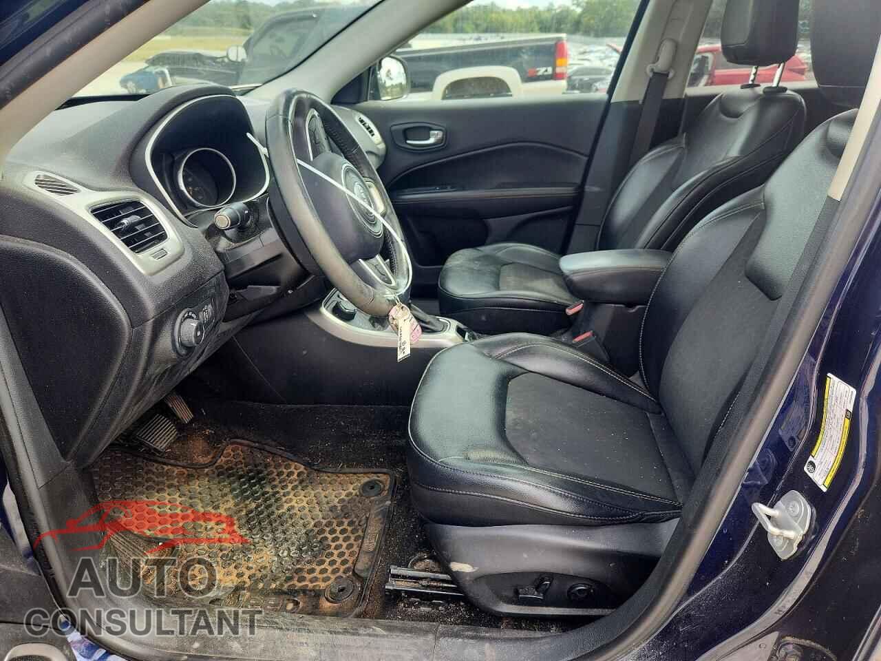 JEEP COMPASS 2018 - 3C4NJDBB8JT434809