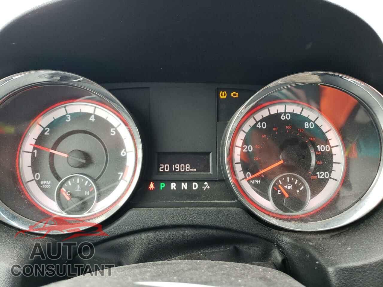 DODGE CARAVAN 2013 - 2C4RDGCG2DR575760