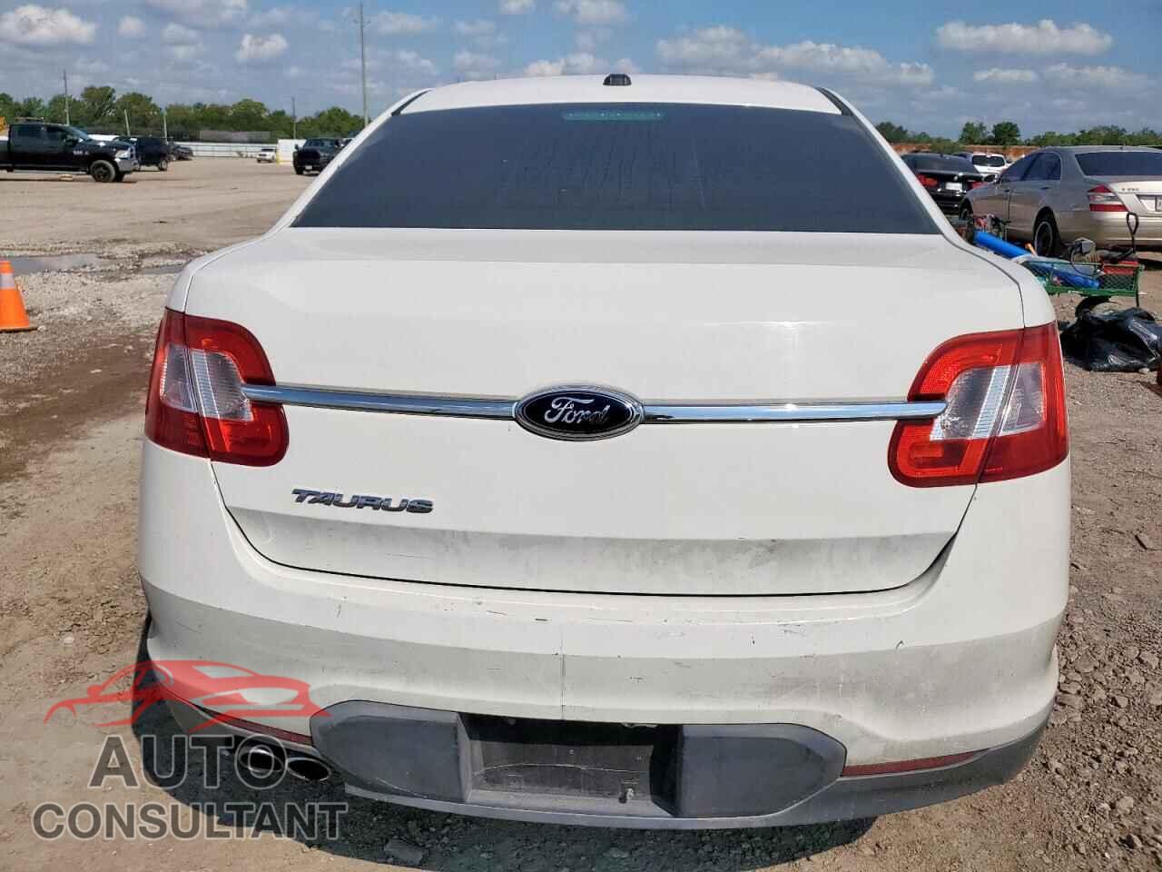 FORD TAURUS 2010 - 1FAHP2DW1AG107789