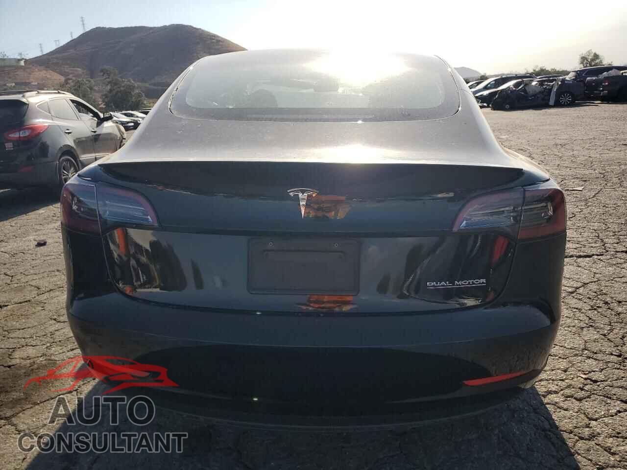 TESLA MODEL 3 2023 - 5YJ3E1EC4PF551292