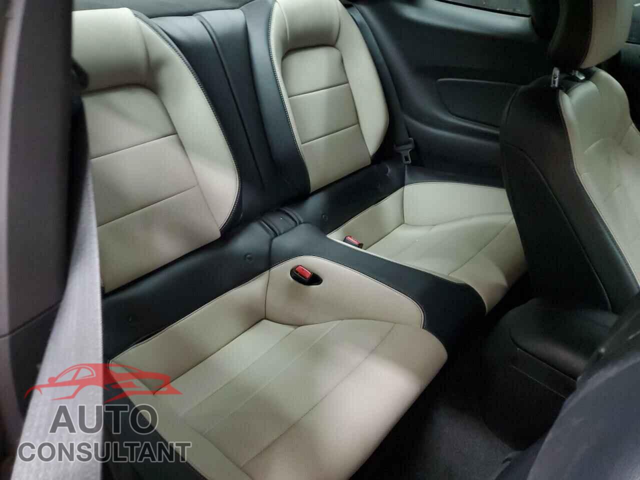 FORD MUSTANG 2017 - 1FA6P8CF9H5255660