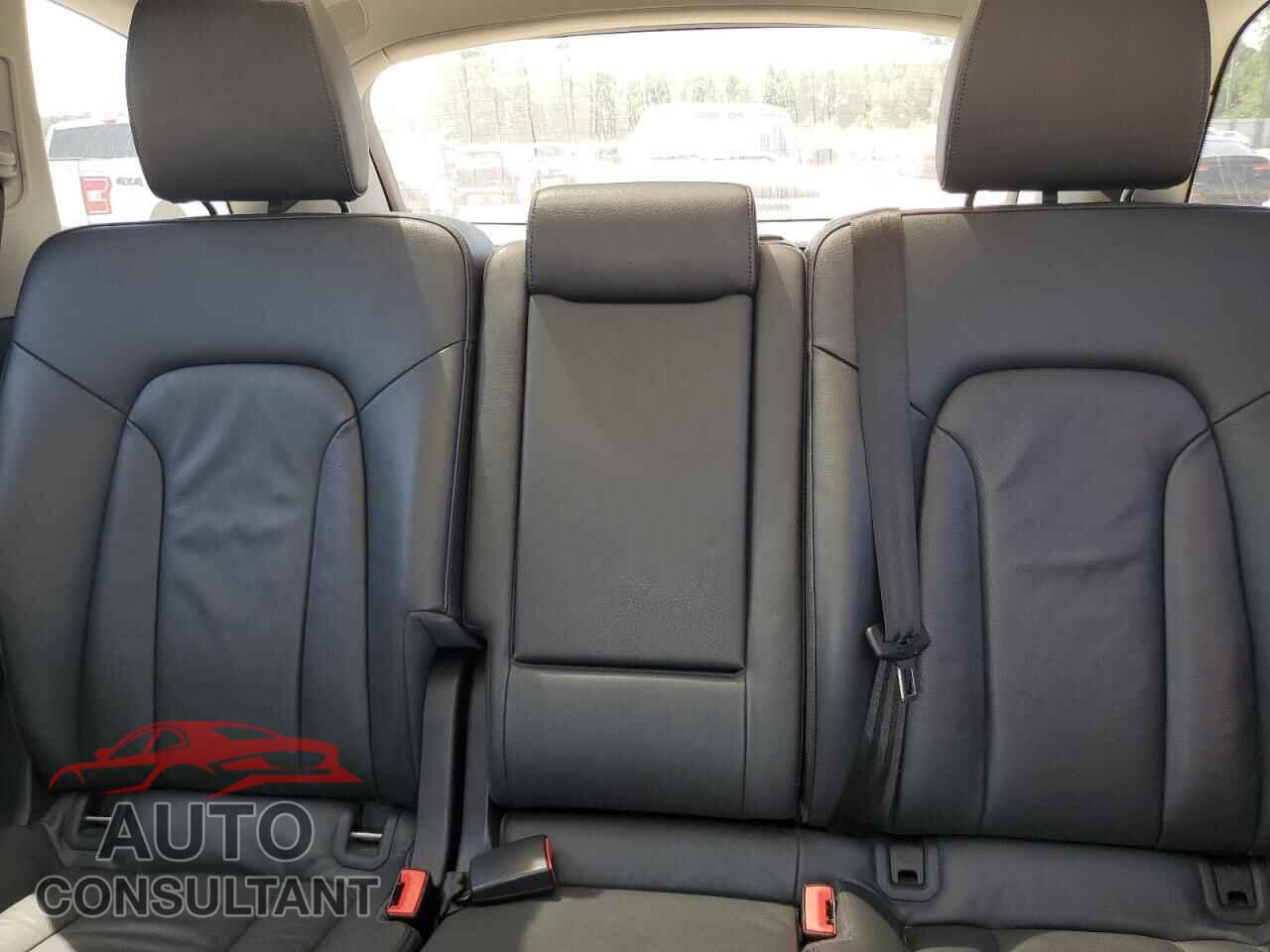 AUDI Q7 2012 - WA1LGAFE7CD006659