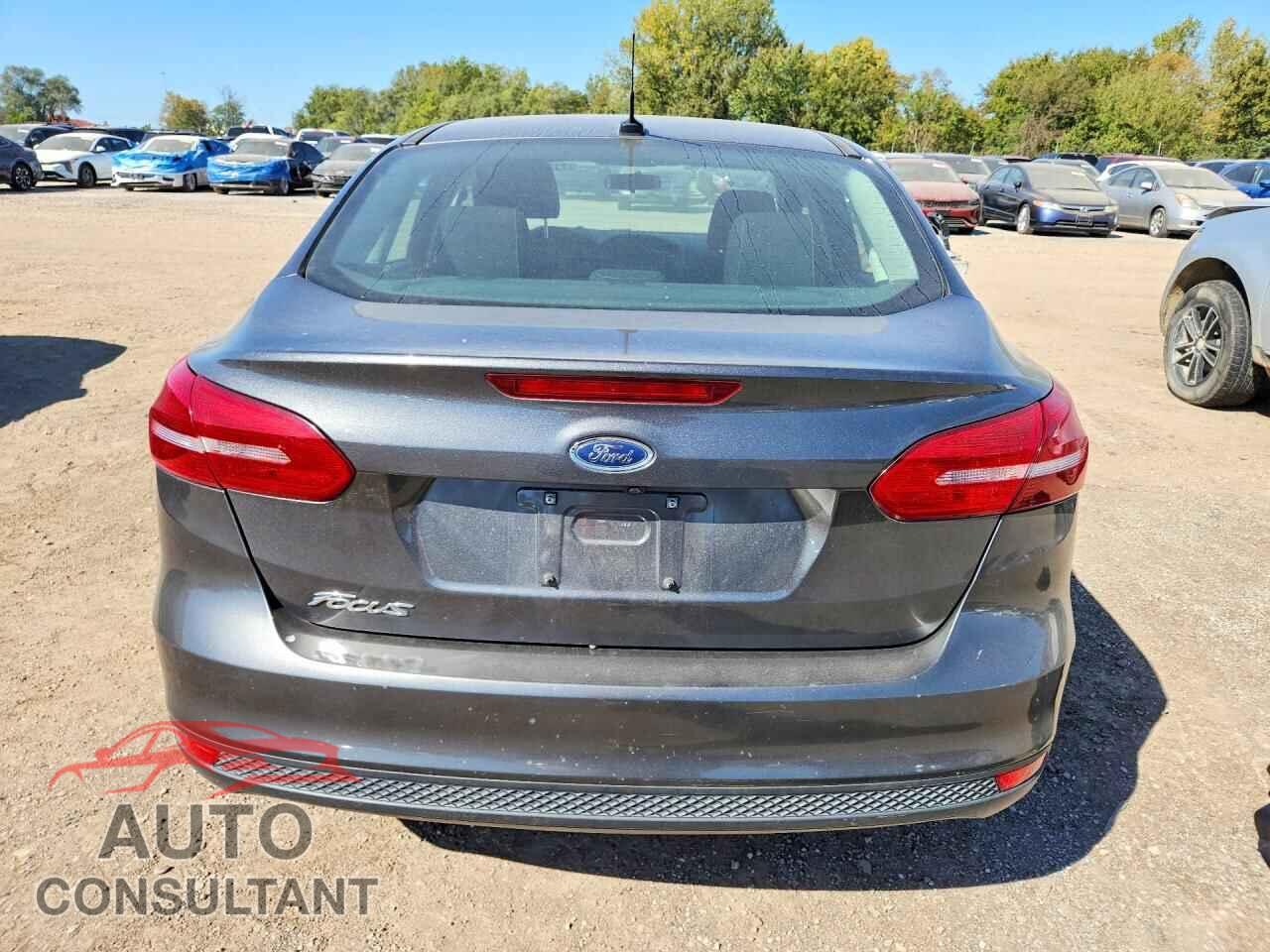 FORD FOCUS 2018 - 1FADP3E2XJL276099