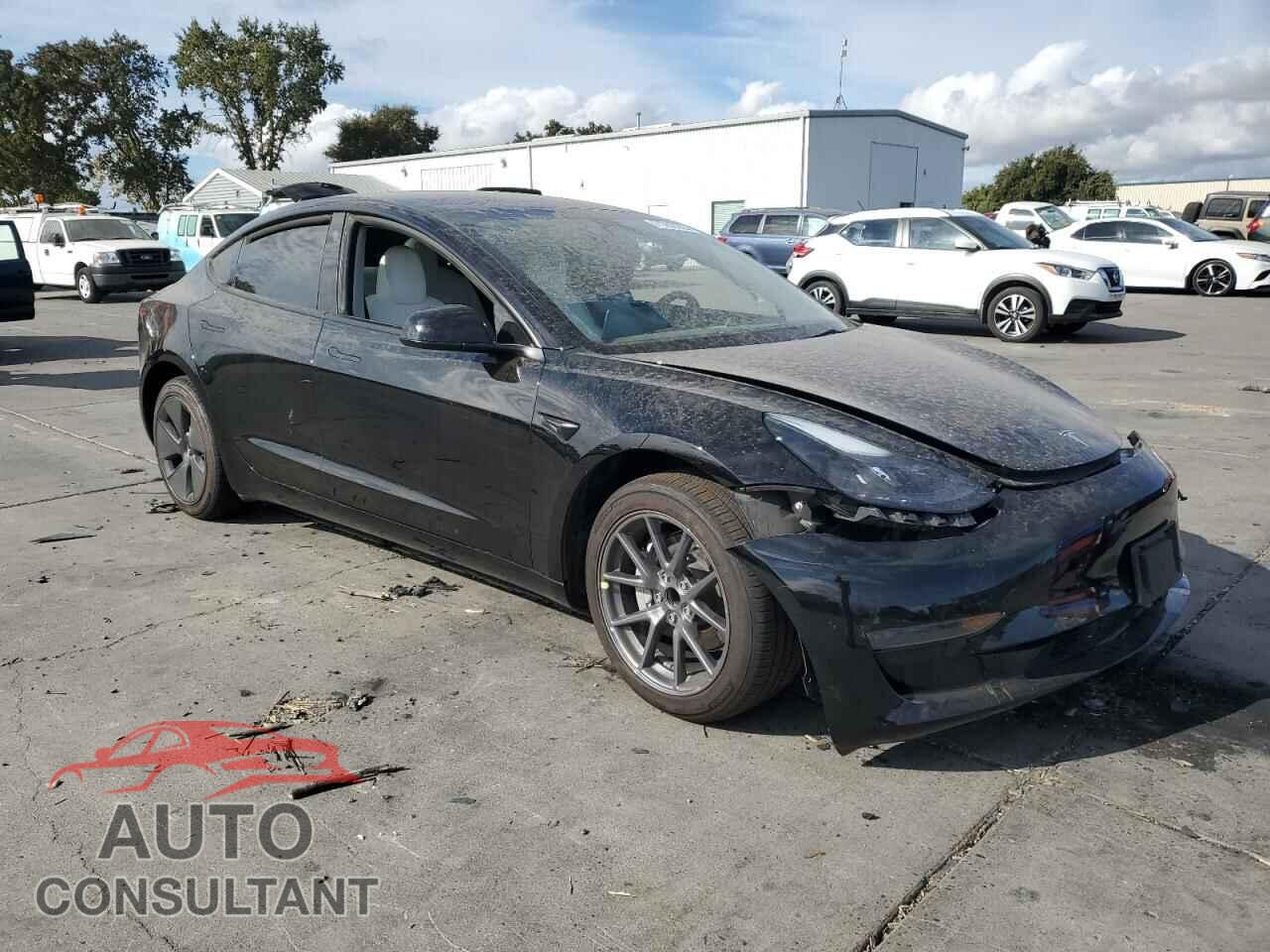 TESLA MODEL 3 2023 - 5YJ3E1EA0PF697557