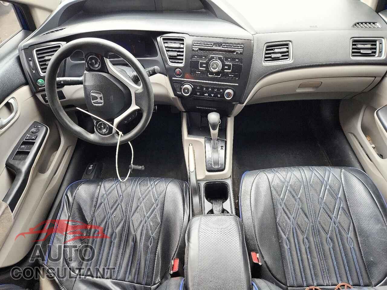 HONDA CIVIC 2013 - 2HGFB2F55DH599533