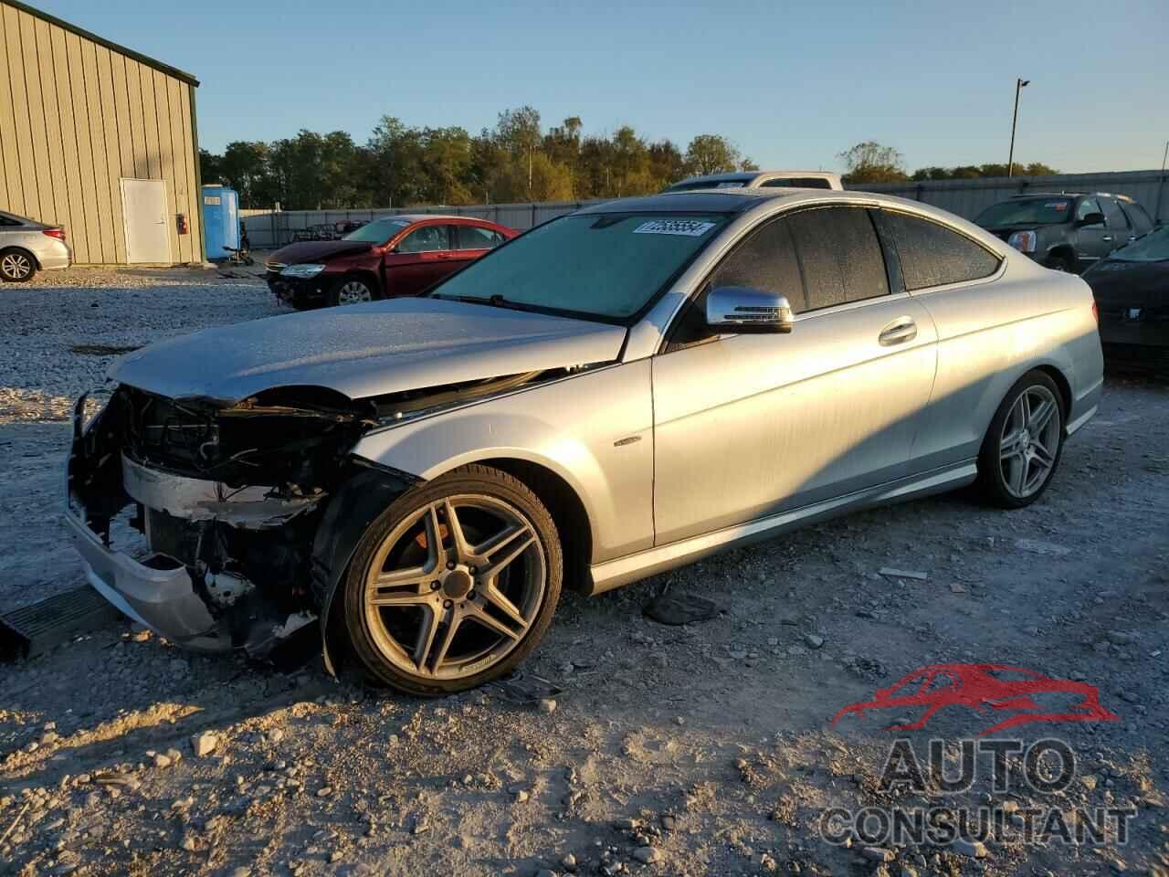 MERCEDES-BENZ C-CLASS 2013 - WDDGJ4HB0DG040185