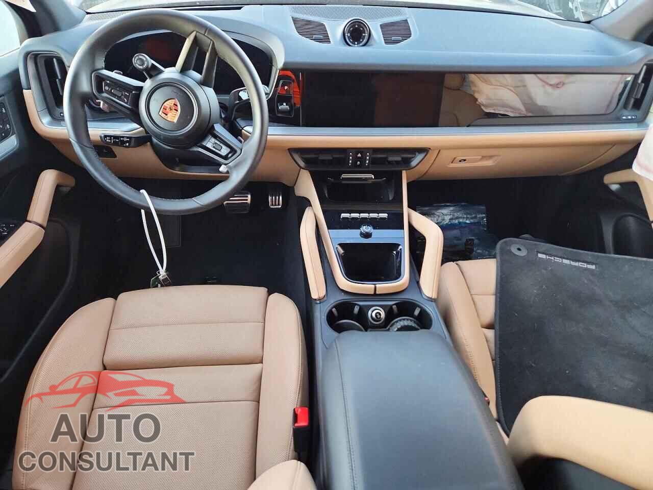 PORSCHE CAYENNE 2025 - WP1AN2AY3SDA22574