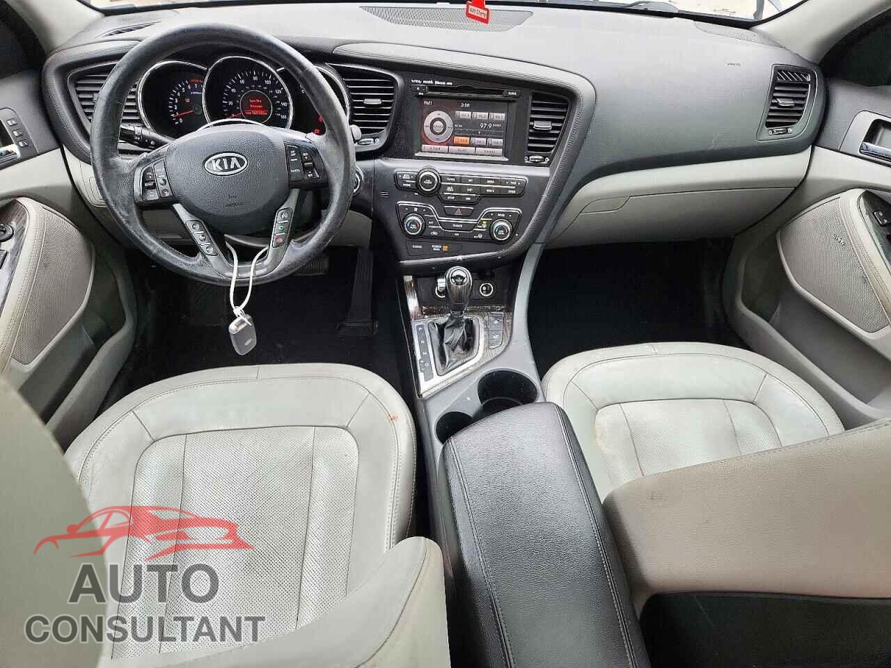 KIA OPTIMA 2011 - KNAGN4A70B5117406