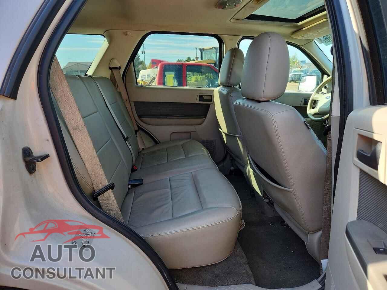 FORD ESCAPE 2011 - 1FMCU0DG4BKC59280