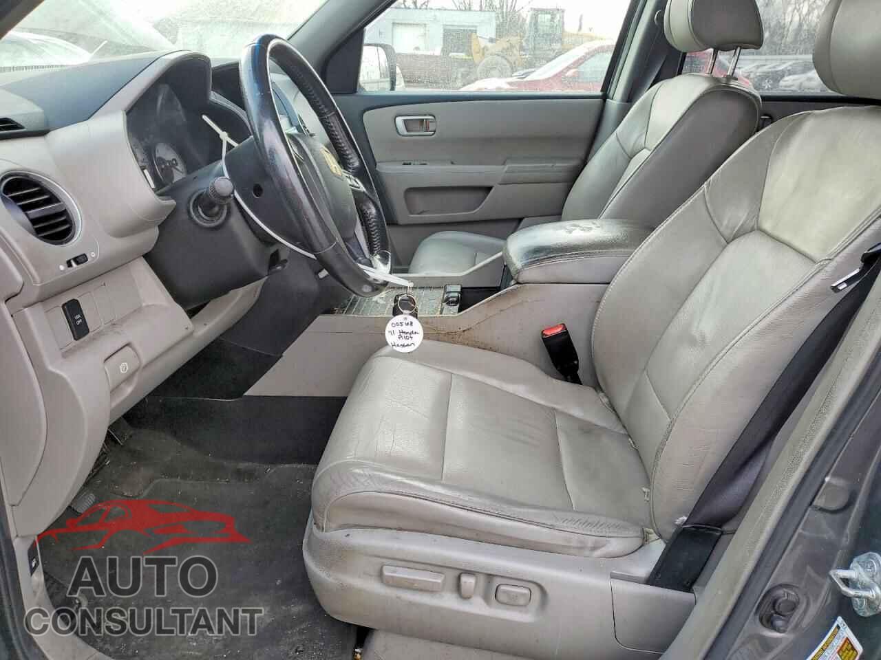HONDA PILOT 2011 - 5FNYF4H59BB049386