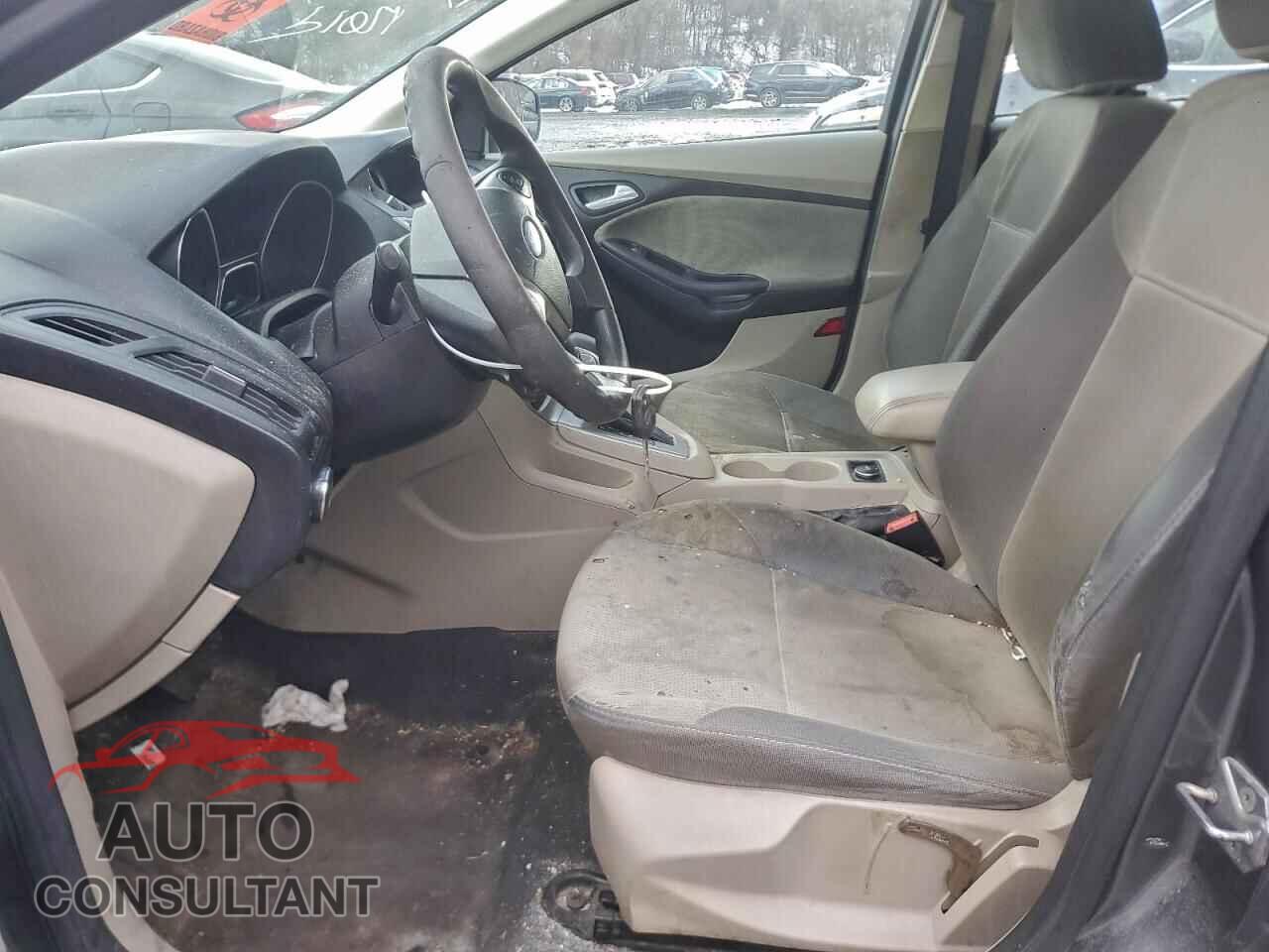 FORD FOCUS 2012 - 1FAHP3K2XCL442436