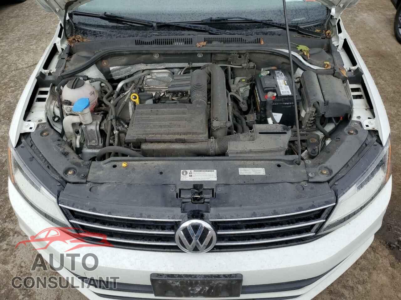 VOLKSWAGEN JETTA 2017 - 3VWDB7AJ4HM407272