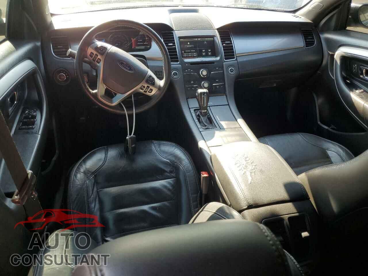 FORD TAURUS 2015 - 1FAHP2E84FG161353