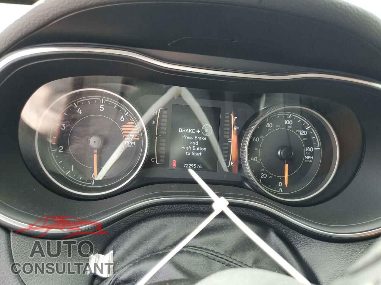 JEEP GRAND CHER 2019 - 1C4PJMLB3KD237304