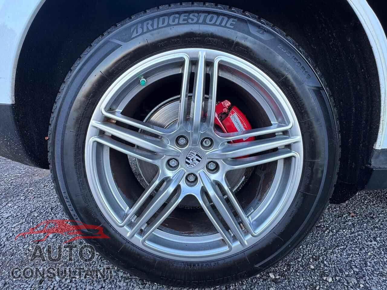PORSCHE MACAN 2015 - WP1AB2A52FLB50430
