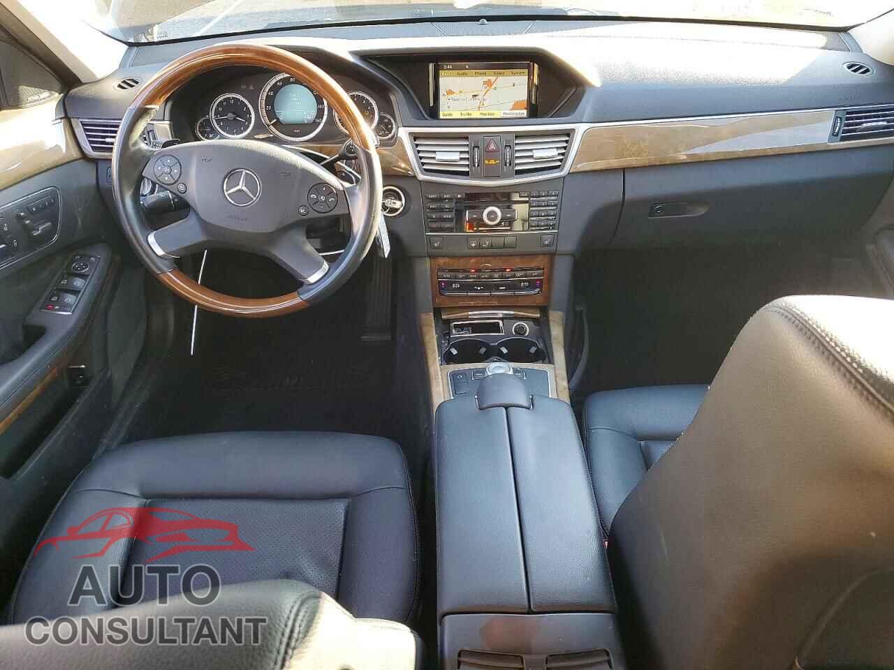 MERCEDES-BENZ E-CLASS 2011 - WDDHF5GB4BA328370