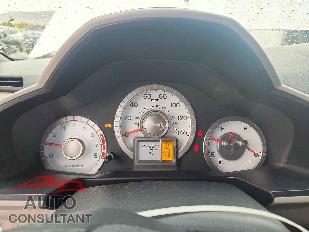 HONDA PILOT 2011 - 5FNYF4H61BB062304