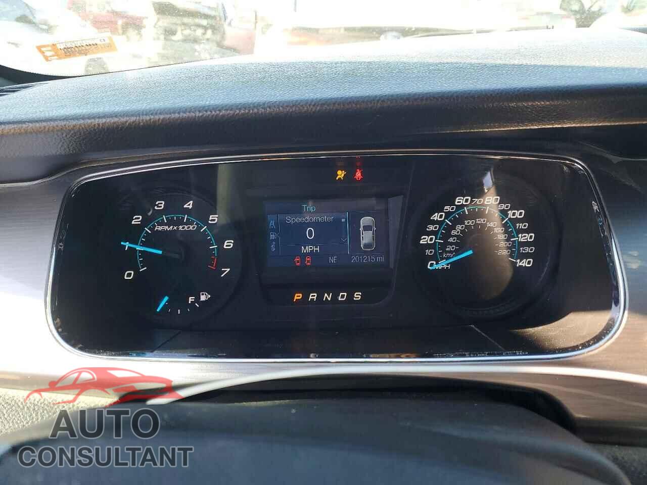 FORD TAURUS 2017 - 1FAHP2E88HG132246