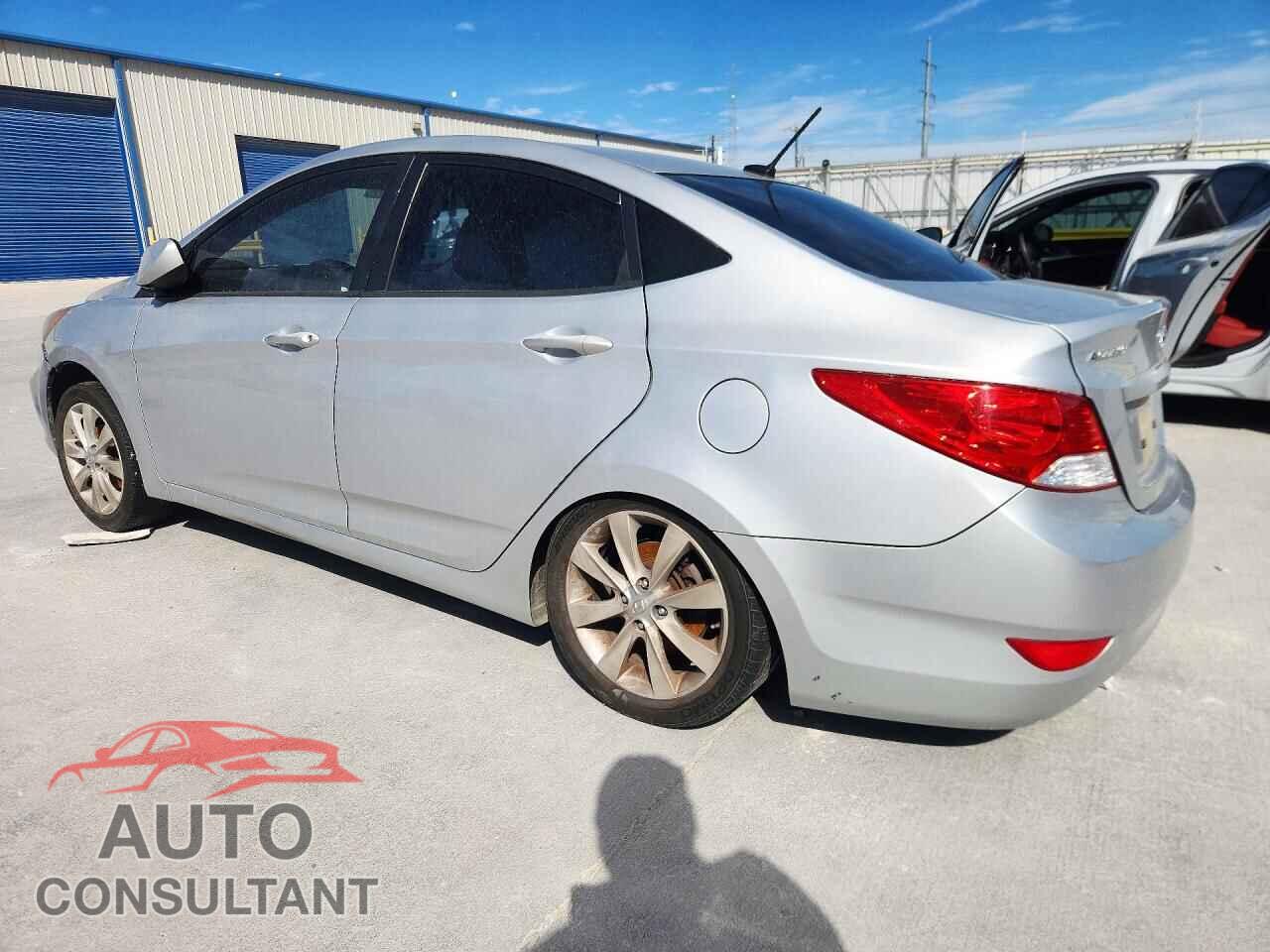 HYUNDAI ACCENT 2013 - KMHCU4AE8DU441663
