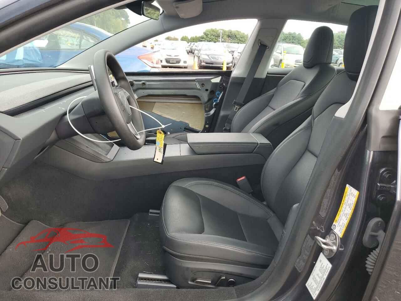 TESLA MODEL 3 2024 - 5YJ3E1EB9RF731006