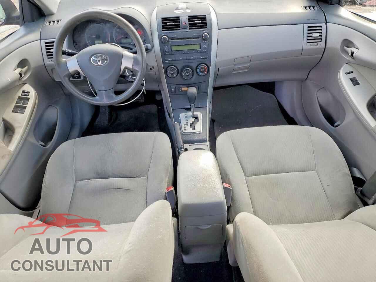 TOYOTA COROLLA 2010 - 2T1BU4EEXAC521940