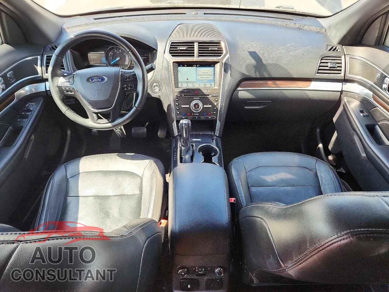 FORD EXPLORER 2018 - 1FM5K7F89JGB66821