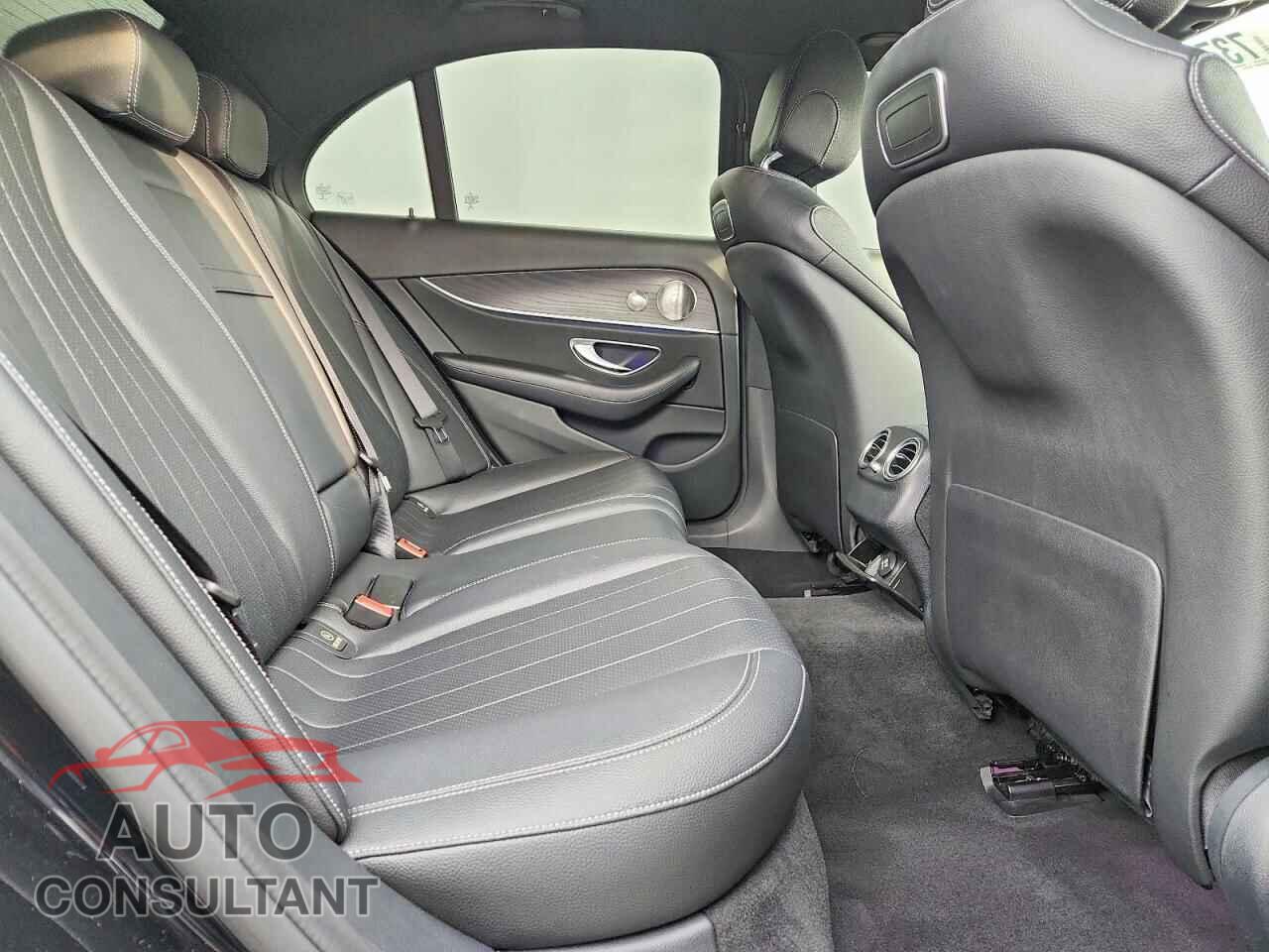 MERCEDES-BENZ E-CLASS 2018 - WDDZF4JB8JA349048
