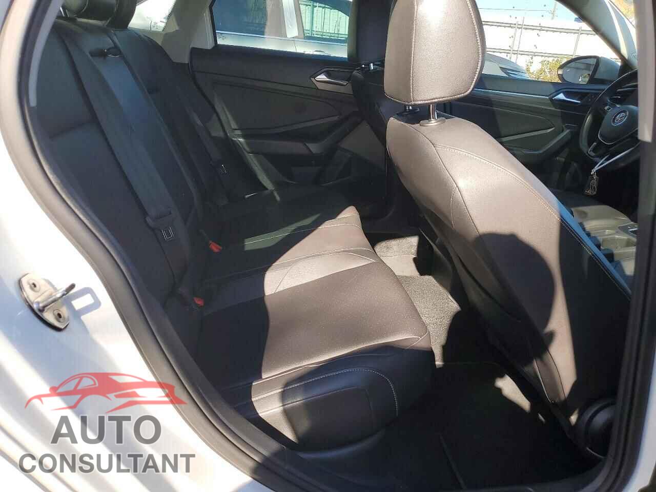 VOLKSWAGEN JETTA 2020 - 3VWEB7BU5LM071461